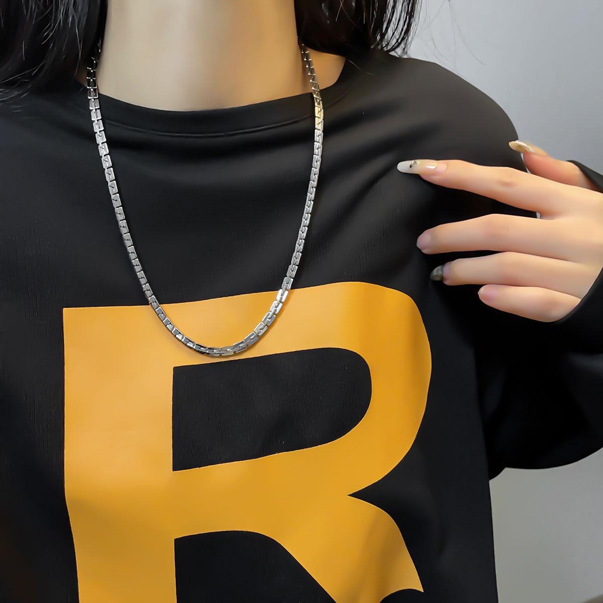 

Унисекс ожерелье из титановой стали с кубинской цепочкой: Модный европейский и американский стиль хип-хоп-диско Cuban Chain