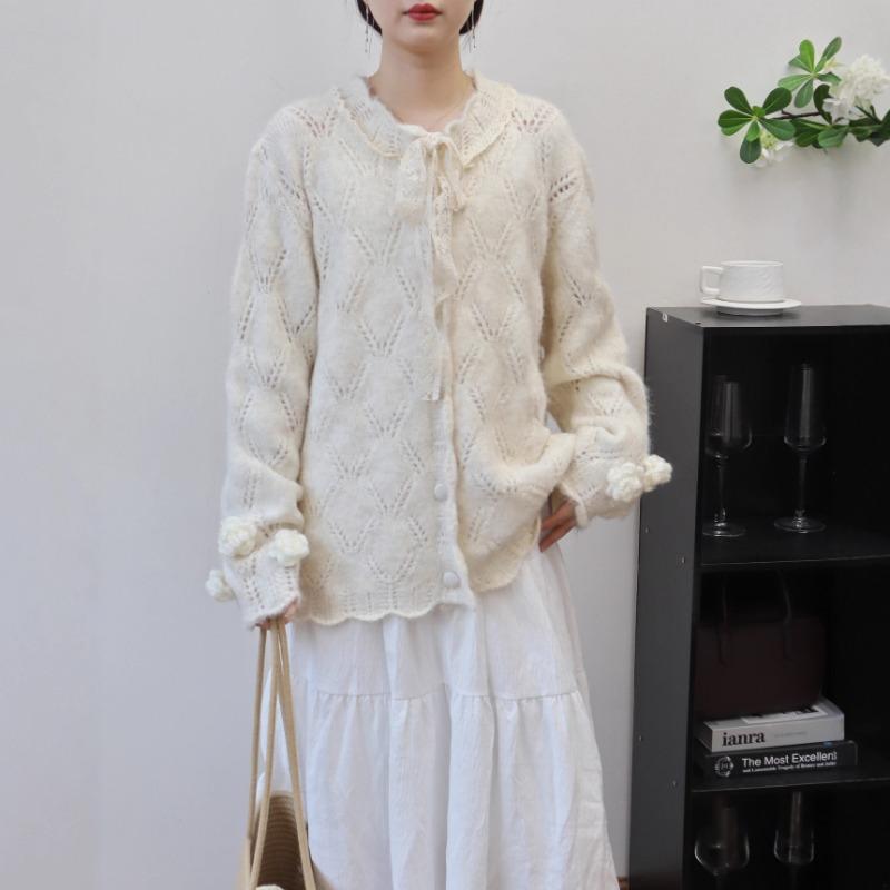 Autumn and winter new loose three-dimensional flower knitted cardigan lazy wind soft waxy temperament sweater jacket women