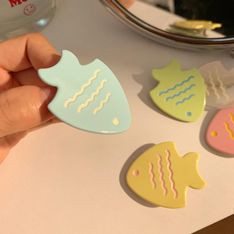 Dopamine cartoon cute little fish hairpin summer small fresh broken hair bangs side clip sweet versatile hair accessories woman