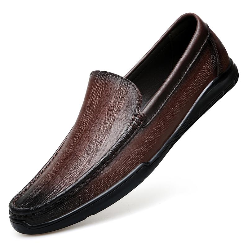 Fashion Soft Sole Male Flats Moccasin Casual Shoes New Men Dress Shoes All-match Loafers Men's Genuine Leather Slip-on Walking Shoes