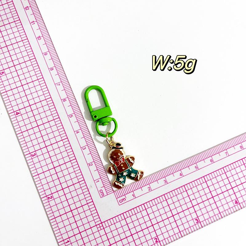 Santa Claus Tree Keychain Women's Ornament: Christmas Pendant for Car, Backpack, or Small Gift