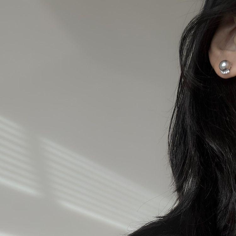 Exquisite Silver Gray & White Pearl Zircon Earrings - Strong Light 925 Silver Needle, Versatile and Elegant Design.