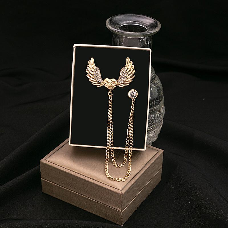 Angel Wings Brooch Vintage Court Style Hollow Round Collar Pin Love Suit Fixed