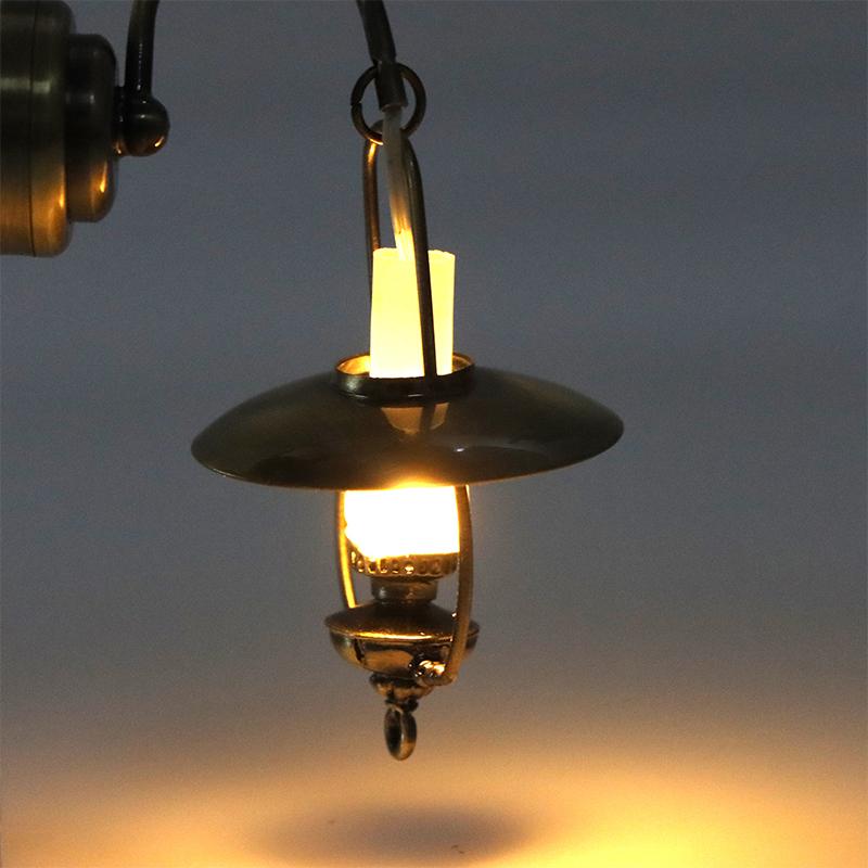 1:12 Dollhouse Led Lamp Vintage Kerosene Lamp Wall Lamp Model Dollhouse Furniture Lighting Decoration Dolls House Accessories