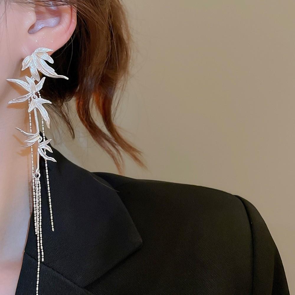 Chinese Ancient Style Bamboo Leaf Earrings Gold Silver Ear Jewelry Party