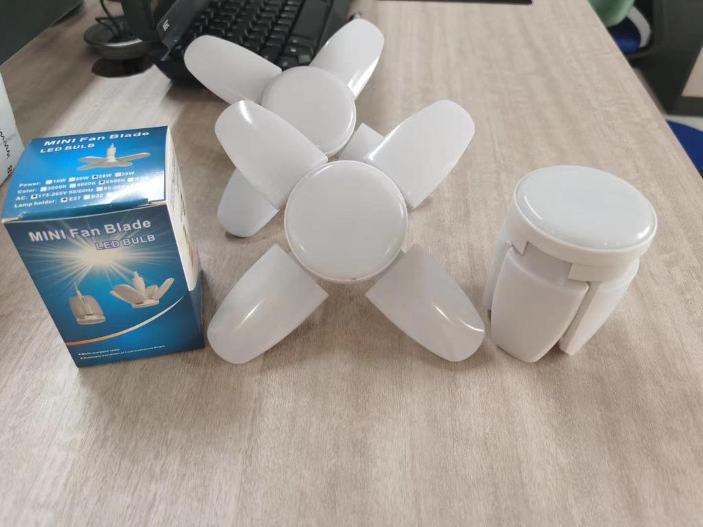 High-Brightness E27 LED Football Light with Solar Charging and Foldable Design