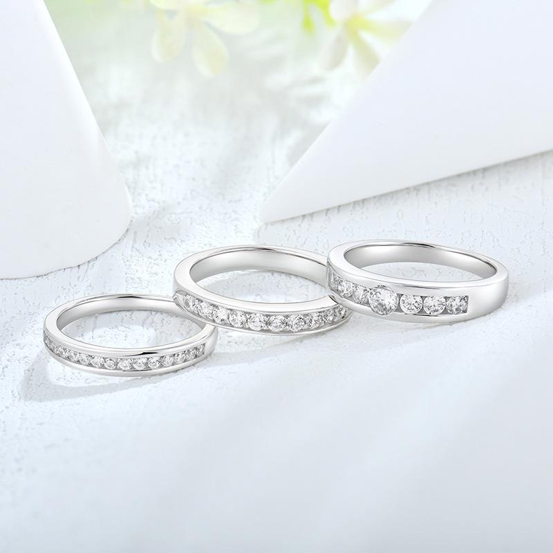 Bague Classique Européenne Américaine en Argent Sterling 925 avec Zircon pour Femmes - Bijou Rétro, Polyvalent et Intemporel.