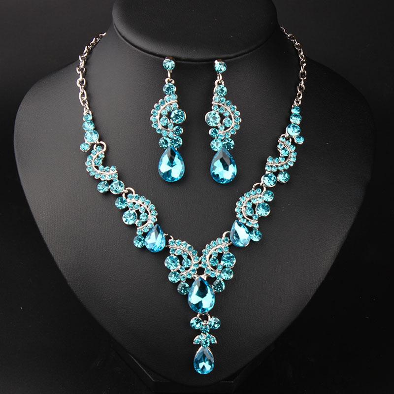 Versatile Crystal Clavicle Necklace Earrings Set Simple Dress Women'S Jewelry