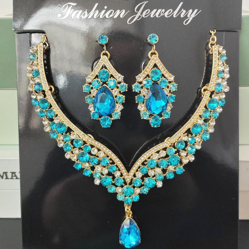2026 Retro Jewelry Exaggerated Necklace Earrings Large Set Luxury Crystal Jewelry Banquet Wear