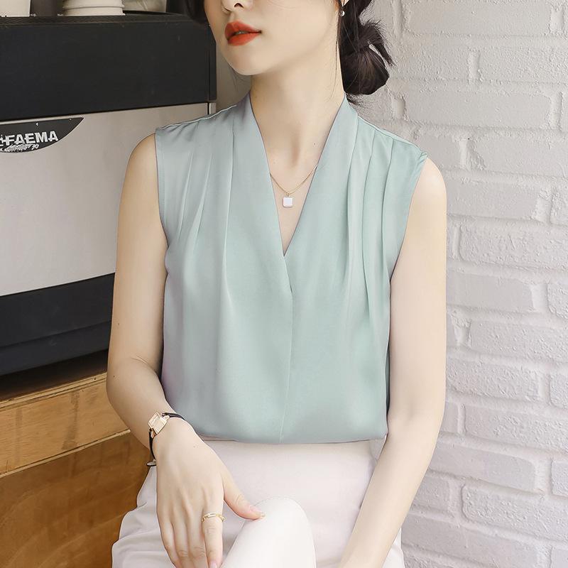 Spring white shirt women's long-sleeved design sense retro silk top professional satin shirt