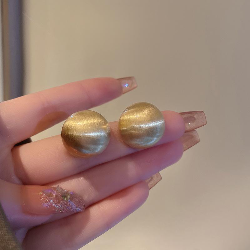 New Fashion Gold Color Metal Matte Brushed Earrings for Women Exquisite Minimalist Frosted Round Ear Buckle Jewelry Accessories