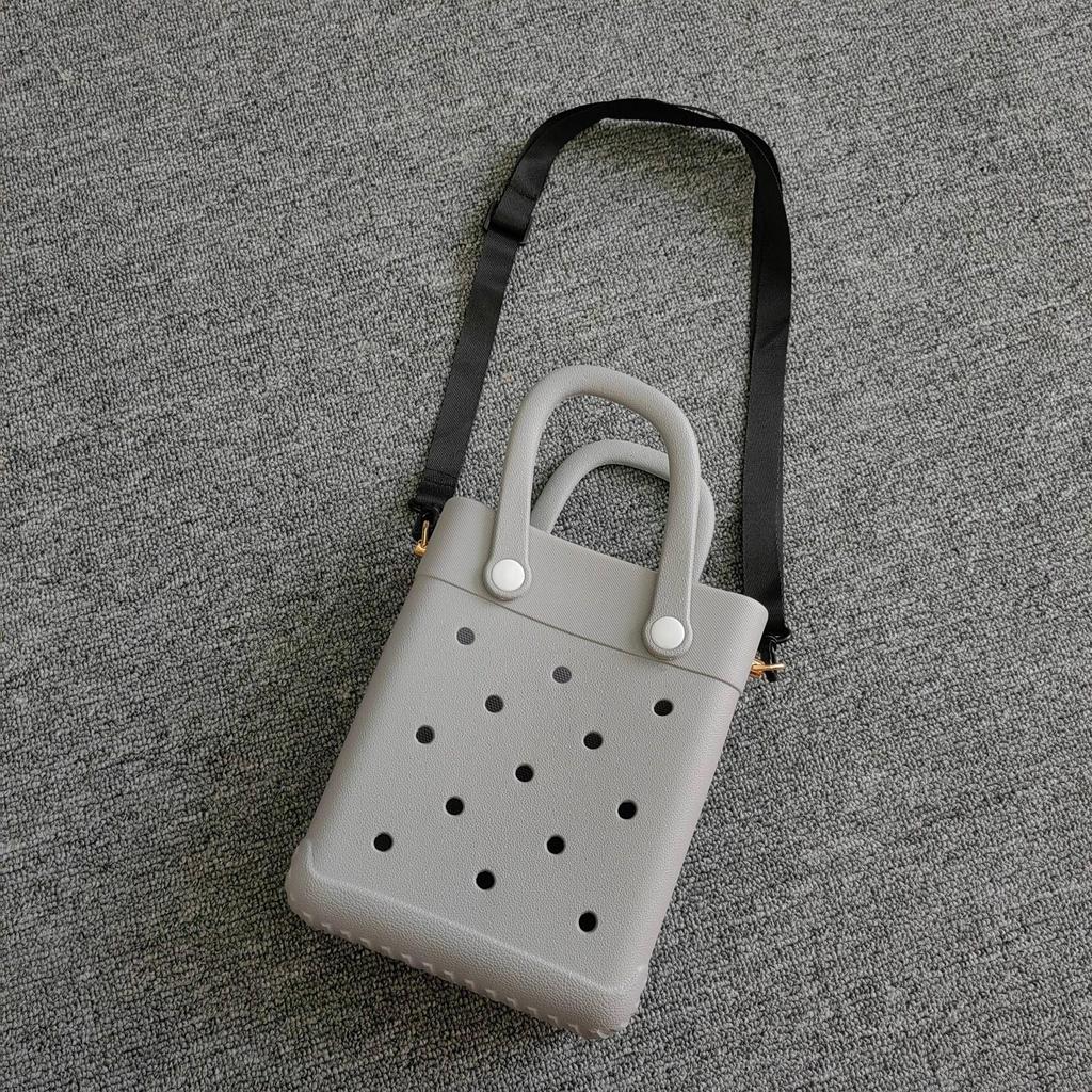 Stylish Western-Style Cartoon Shoulder Bag: Versatile, Cute, Celebrity-Inspired Messenger