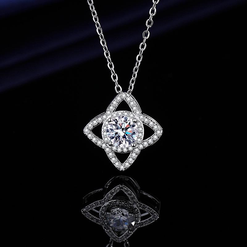 

Elegant Zircon Lotus Star Necklace - 1 Carat Eight Hearts & Arrows Pendant