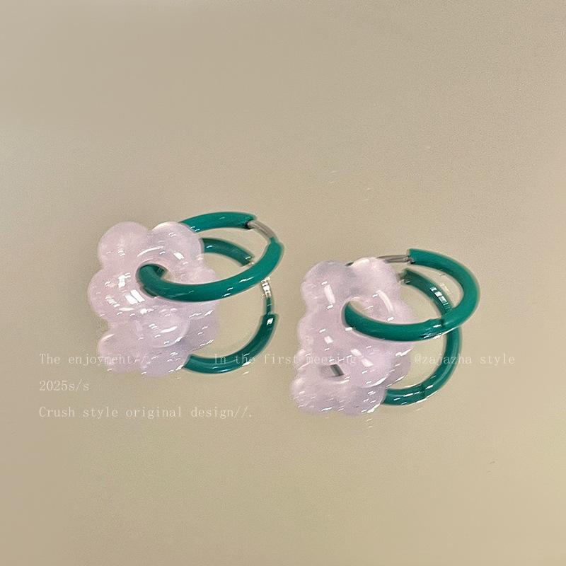 Dopamine contrasting color glazed flower ear buckle simple sweet small fresh earrings fashionable niche versatile earrings