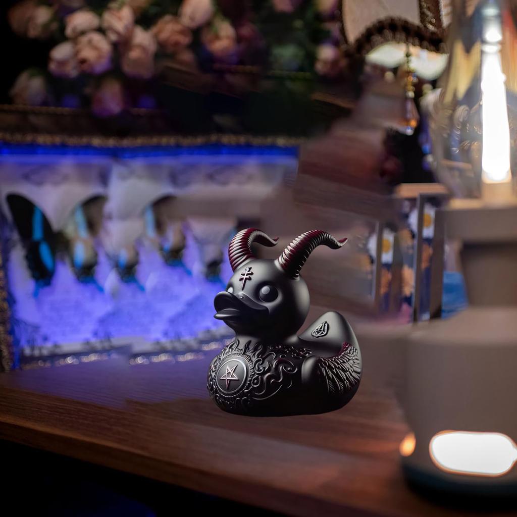 1PC Duck Statue Indoor Gothic Sculpture Punk Animal Figurine Resin Statues Desk Decor Collectible Figurines Satan Duck Decor