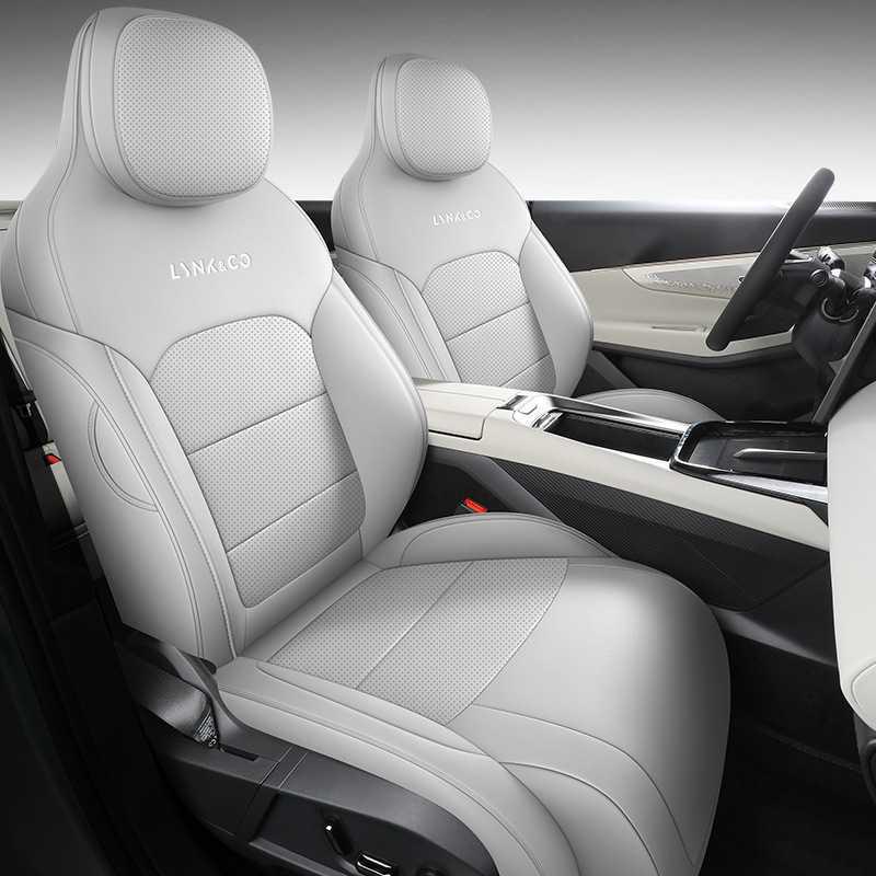 2025 Lynk & Co 08 Leather