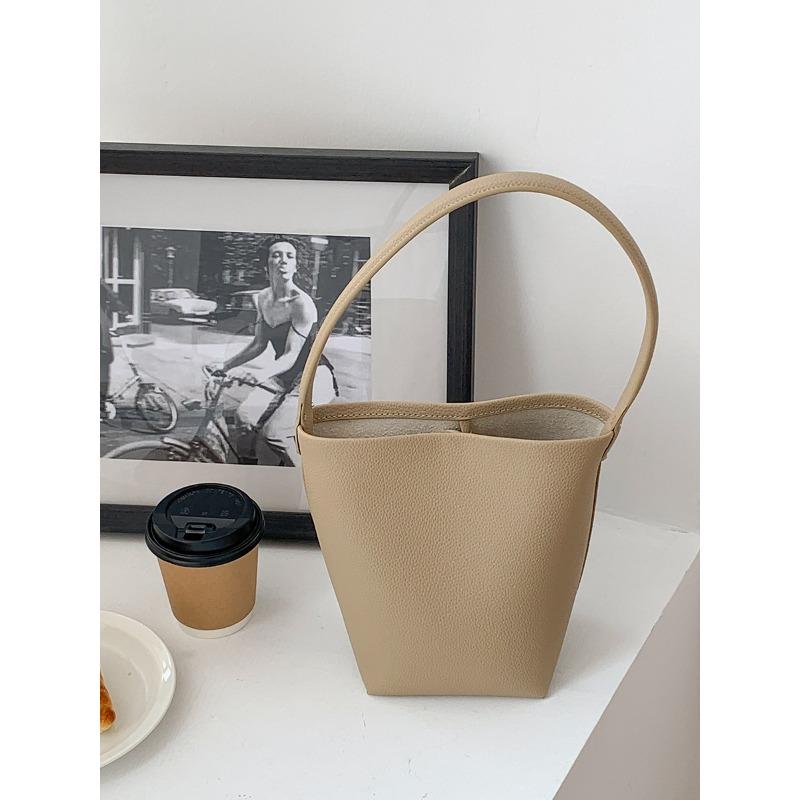 

Portable bucket bag, commuter to work, candy-colored cylinder bag, versatile spring and summer new shoulder bag women хаки