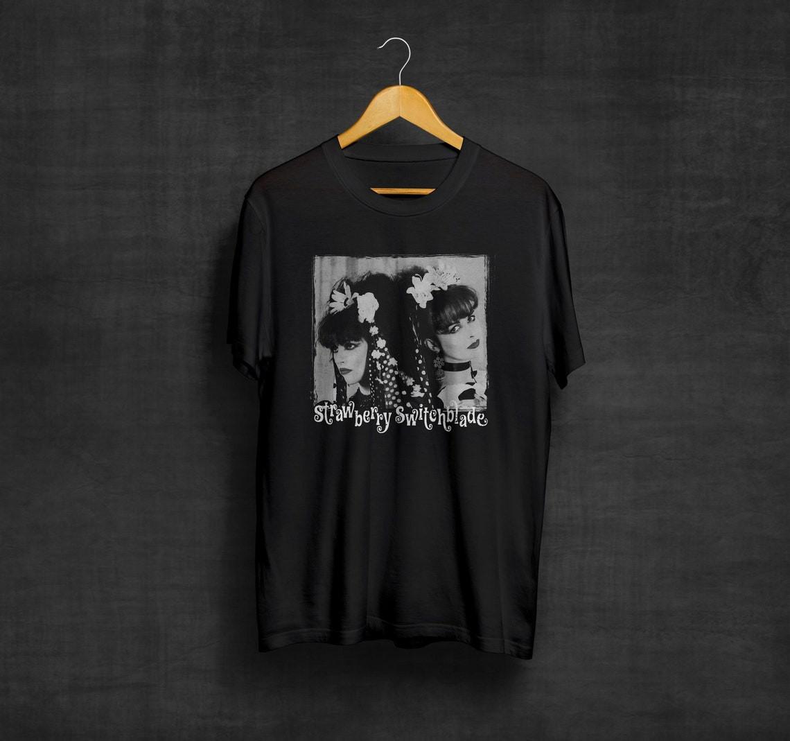 Strawberry Switchblade Black T-Shirt Mens Womens Tees Top | 80s | New Wave, Band Shirts Unisex Tee M