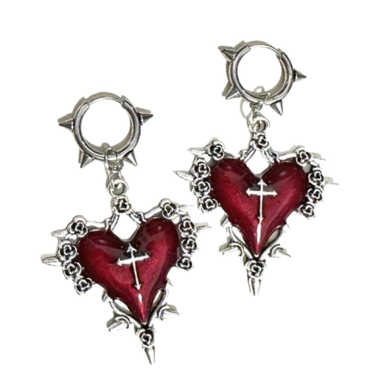 

Gothic Punk Sliver Color Liquid Metal Red Thorn Heart Cross Shape Hoop Pendant Earrings for Women Halloween Party Jewelry Gifts красный