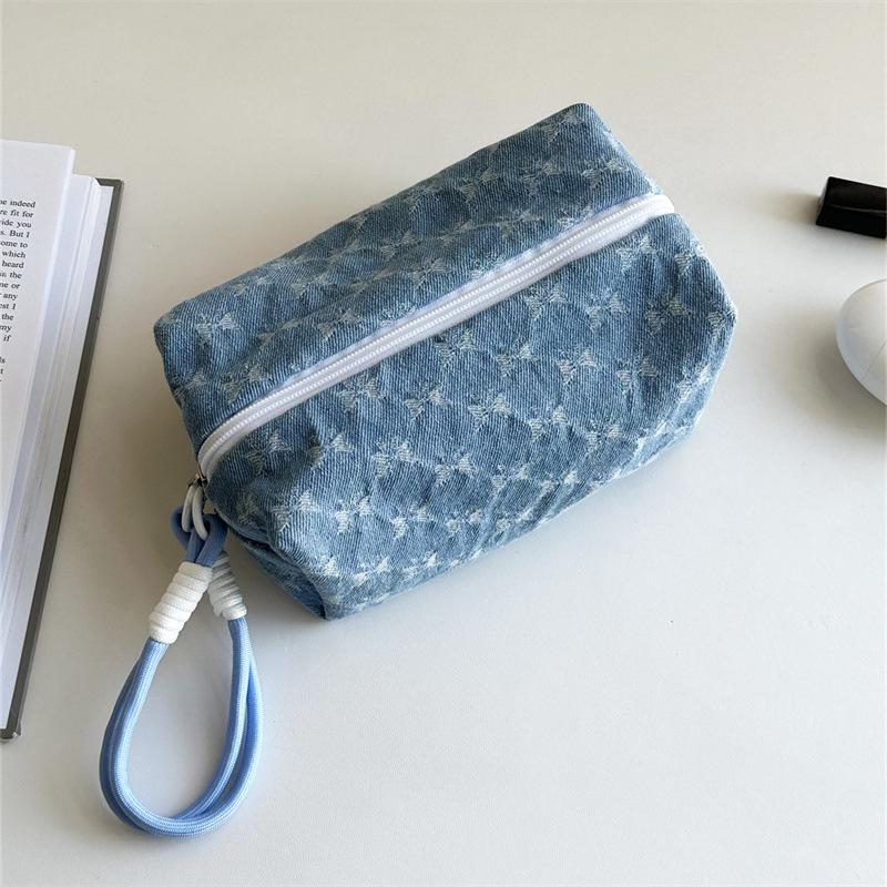 Sweet Girly Plush Large-Capacity Cosmetic and Toiletry Travel Bag