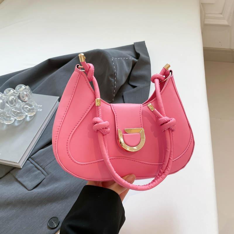 Fashion Women's Bags, Niche Design, Temperament, Underarm Baguette Bag, Simple and Versatile, High-end Single Shoulder Crossbody Saddle Bag