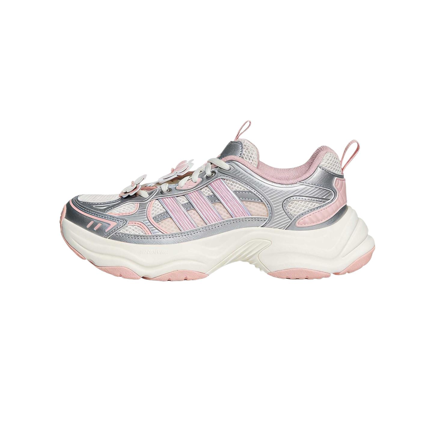 

Adidas Outdoor Shoes Women s Low top Silver Metal/Ivory HP7274- 36⅔
