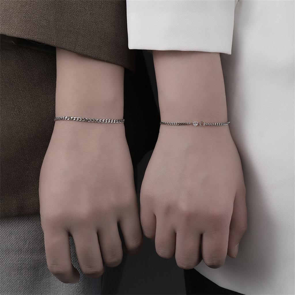 2Pcs Simple Heart Bracelets for Couples Stylish Stainless Steel Bracelets Elegant Heart Designs Wrist Chain For Couples