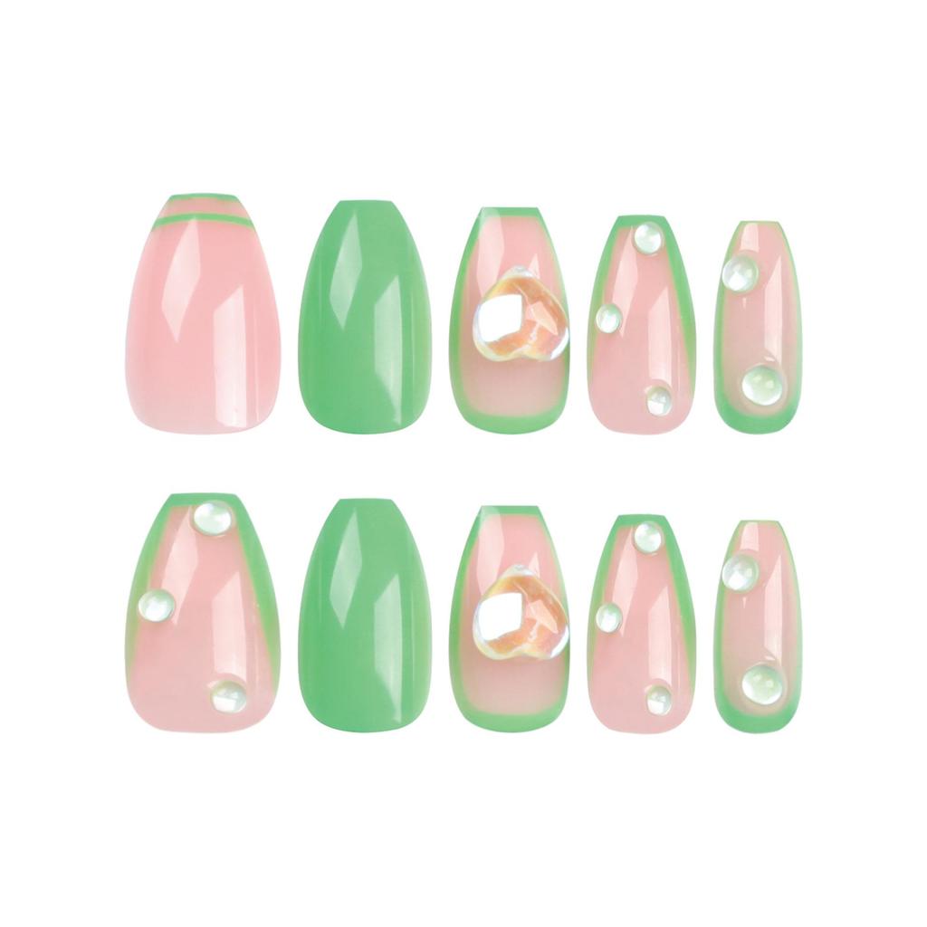 Short Ballet Green-Edged Press-On Nails with Pearl Heart Design