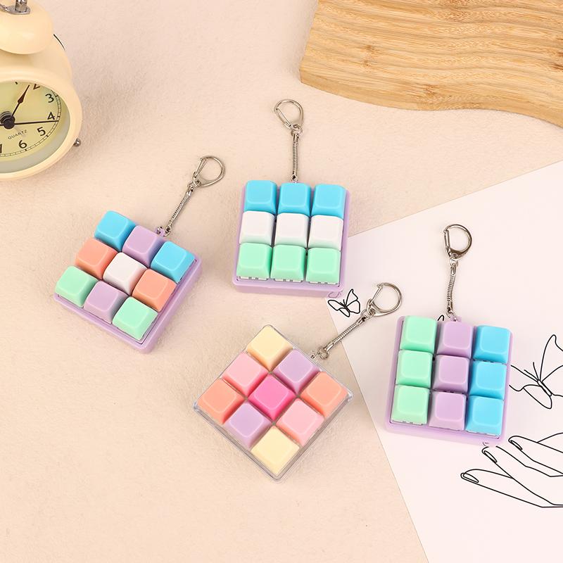 9 Taster Firkantede Tastaturtaster Nøkkelring Fidget Leke Fest Stresslindring DIY Tastaturtaster Leke Tastaturhetter Fingerknapp Fidget