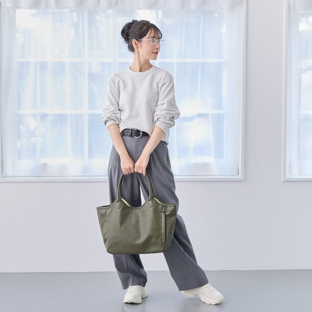 Rootote Damen A4-Größe Horizontale Schulter-Tragetasche, Synthetikleder, SC Habicel Seamly-A 3638 (03 Silber)