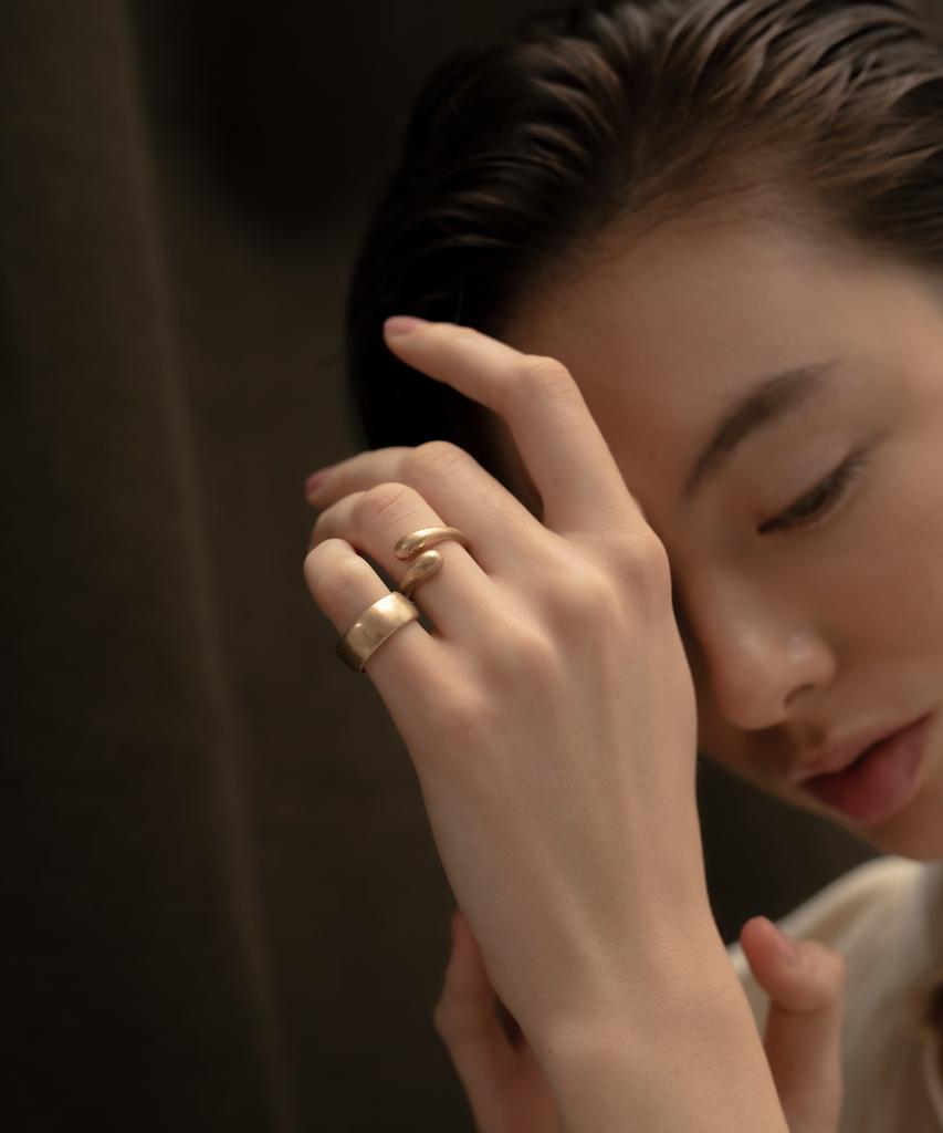 Novice Tokyo Vintage Wide Band Ring / Gold