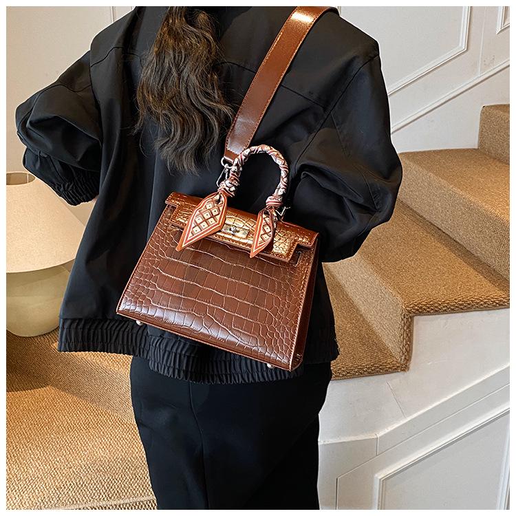 2025 Women's Crossbody Small Square Kelly Bag – Trendy, High-End & Fashionable