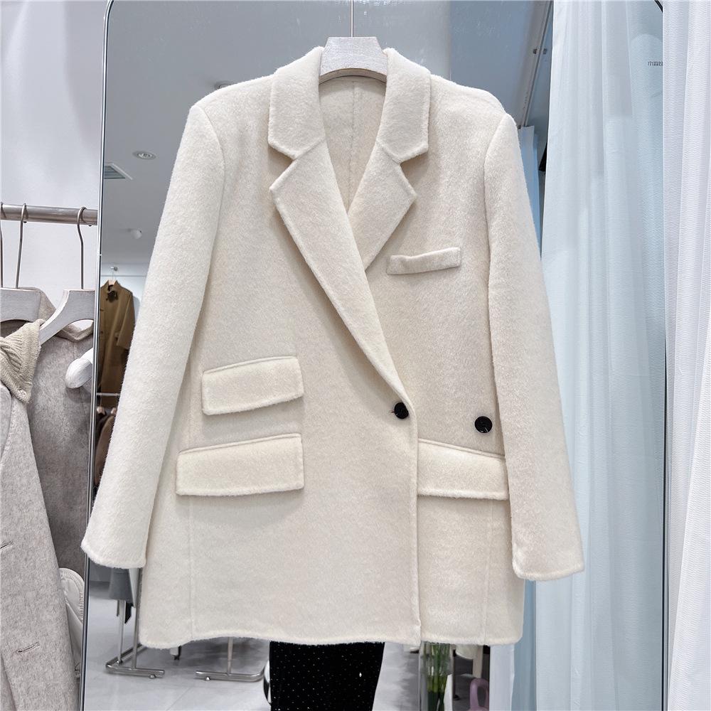 Elegante Cappotto Corto Bicolore in Cashmere Grigio - Stile Suit di Nicchia Autunno 2024 Donna