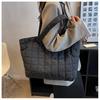 Damen Polyester Große Kapazität Schultertasche Koreanischer Stil Lässig Crossbody Tragetasche Mode Pendler Handtasche