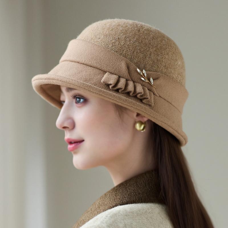 

New Autumn and Winter Warm Wool Bucket Hat Women s Fashion Middle-aged and Elderly Elegant Basin Hat one size