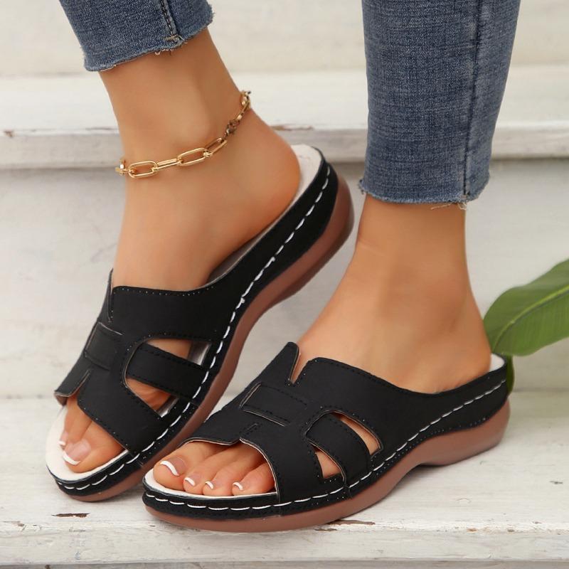 Summer new large-size platform slippers women's shoes one-size fish mouth slippers outer wear beach shoes