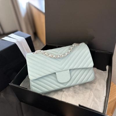 Summer New V-shaped Plaid Women's Bag Fashion Chain Bag Shoulder Messenger Bag Flip Three-dimensional Fashion Hundred