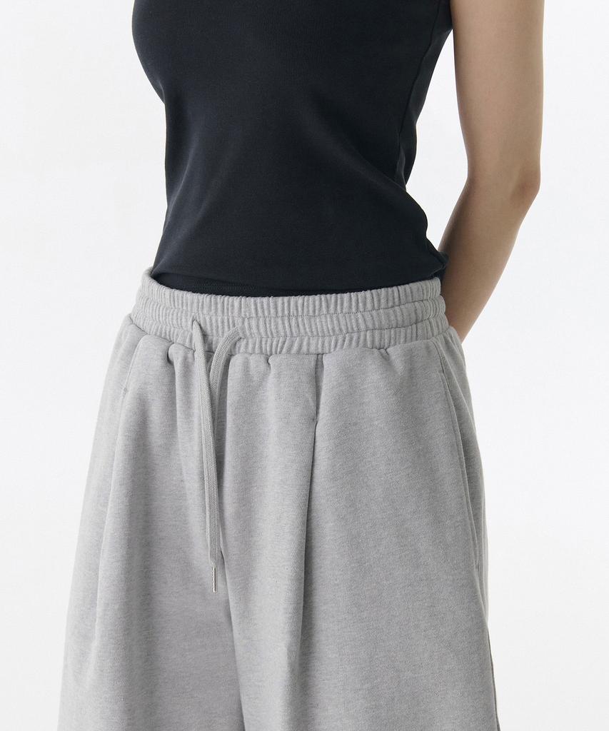 MUSINSA STANDARD WOMAN Women'S One-Tuck Bermuda Sweatpants [Medium Grey]
