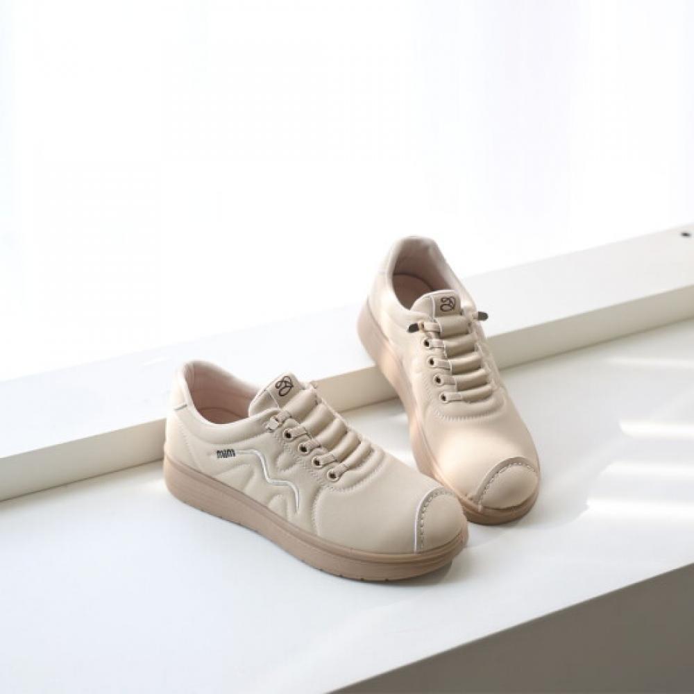 Shiz Madam Modern Wave Embroidered Sneakers A42430