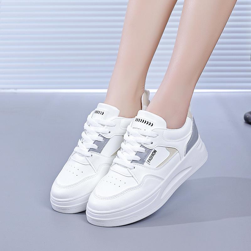 Foreign trade 35-44 little white shoes women's 2025 new spring popular versatile platform leisure sports student board shoes QR773