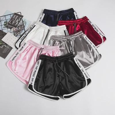 Women's Summer Loose Fit Elastic Waist Wide Leg Shorts for Outdoor Wear