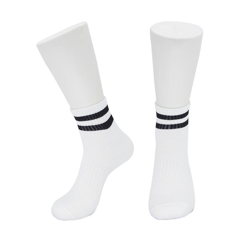 Black And White Socks Men'S And Women'S Thin Breathable Running Medium Tube Polyester Cotton Non-Slip High-Tie Basketball Socks Couple Student Trend S