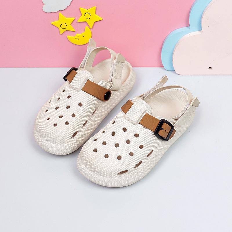 Yeni Yaz Çocuk Birkenstock Sandaletleri: Nefes Alabilir, Kaymaz, Cırt Cırtlı, Anaokulu ve Okul Kıyafetleri İçin Delikli