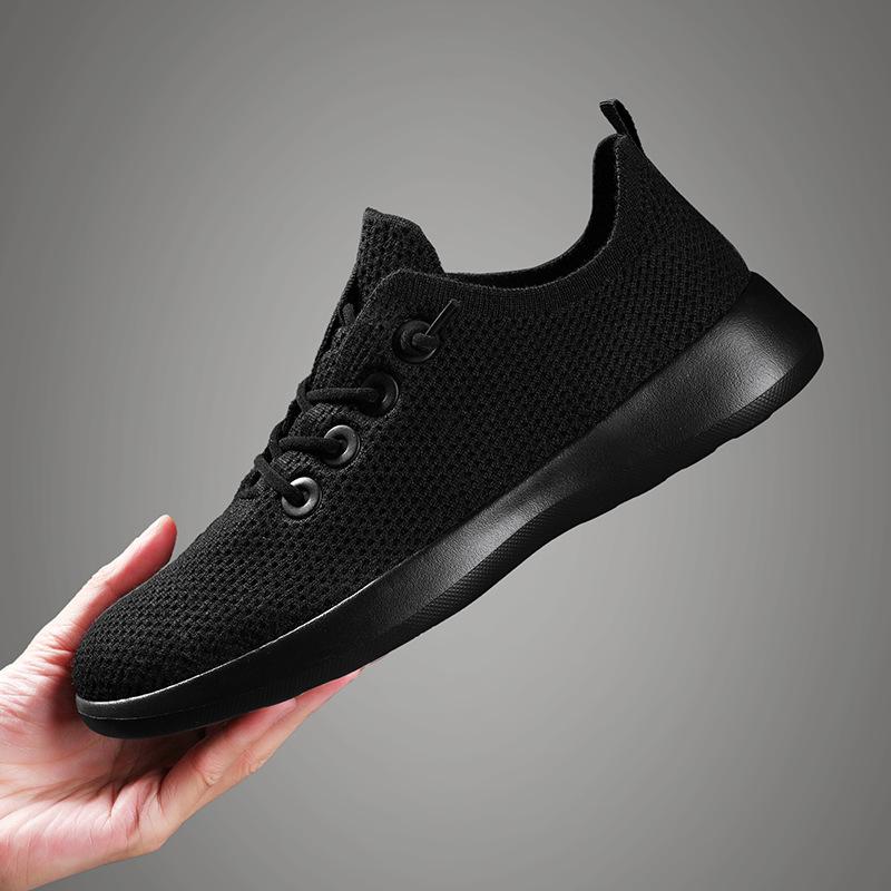 Large size shoes new couple running shoes outdoor breathable mesh soft-soled sports walking shoes