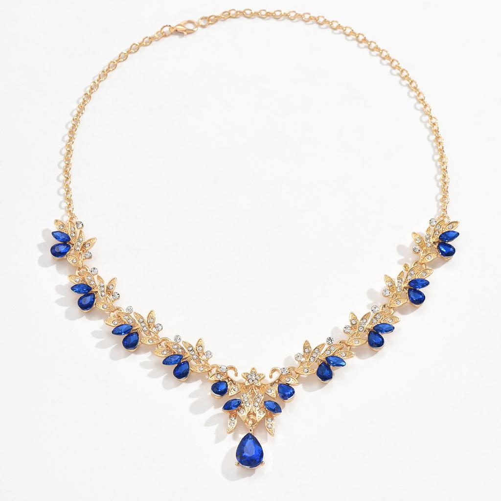 Domstolsmiddagsklänning Accessoarer Halsband Mode Högt Värde Personlighet Temperament Ljus Lyx Högt Värde Dam Nyckelbenskedja