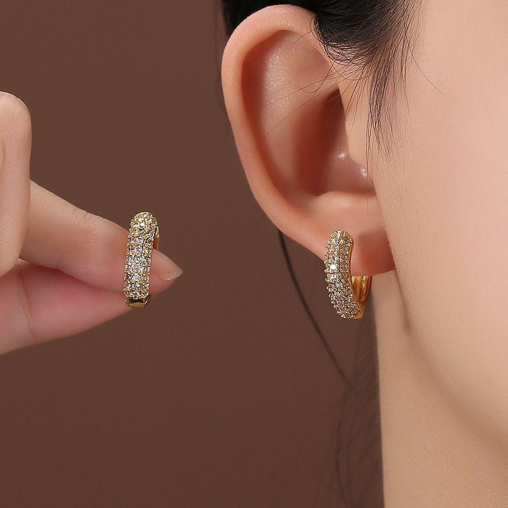 Temperament Crystal Circle Earrings Light Luxury Women Sparkling Earrings For Women