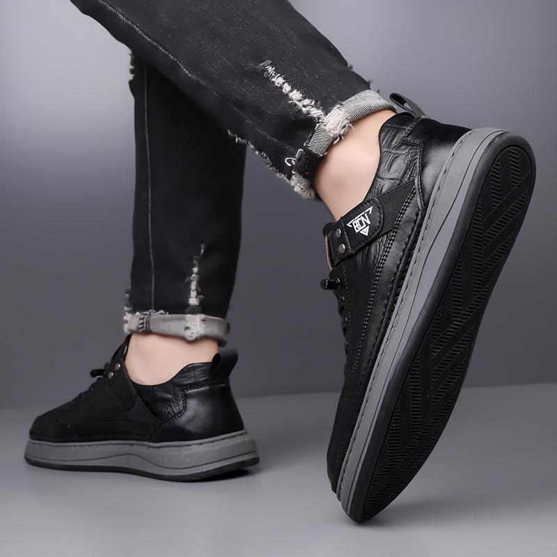 Spring and Autumn New Men's Handmade Online Casual Leather Shoes Men's Versatile Fashion Board Shoes Little White Shoes One Pedal Student Shoes
