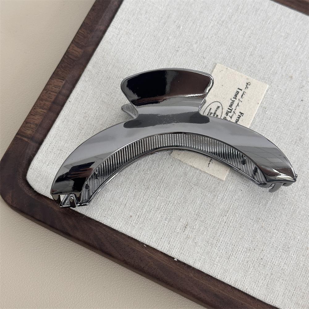 New Vintage Arch Hair Claws for Women Girls Metal Hair Clips Crab Korea Style Shark Clamps Ponytail Hair Accessories Gifts