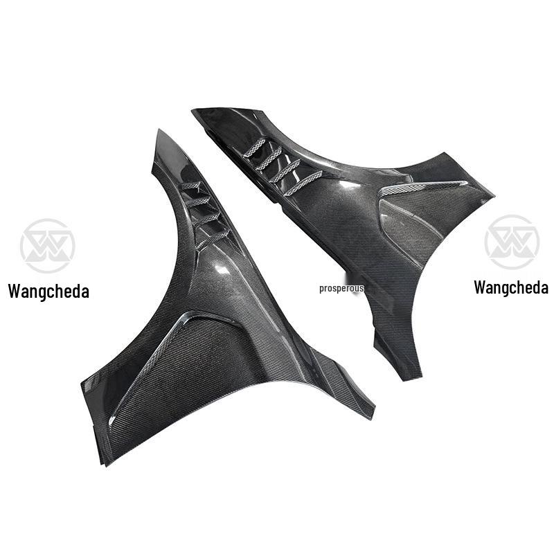 BMW M4 F82 Carbon Fiber Fender-Mudguard Side Skirt Modification