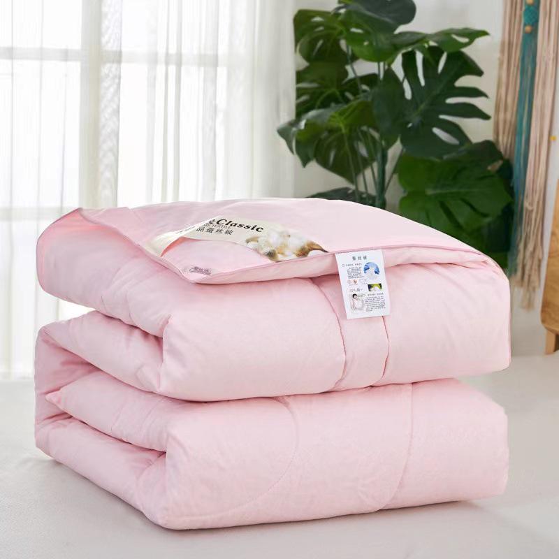 Seasonal Quilts Gift Set: Silk Quilts for Summer, Spring, Autumn, and Winter